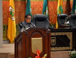 Wagubri Sampaikan Jawaban Pemerintah Terhadap Rancangan Perda Perubahan APBD TA 2021
