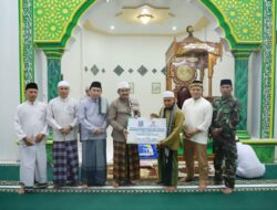 Bupati Tanjab Barat Safari Ramadan di Desa Bram Itam Raya
