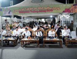 Bupati Tanjab Barat Buka Festival Pawai Takbiran Idul Adha 1445 H