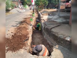 Cegah Banjir Saat Musim Hujan, Pemdes Kranggan Bangun Saluran Drainase