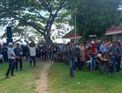 Forum Masyarakat Dempelan Tuntut Bendahara Desa Mundur